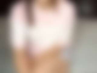 Live cam show with LeanoraPontillo - Skinny on sexytreat.net