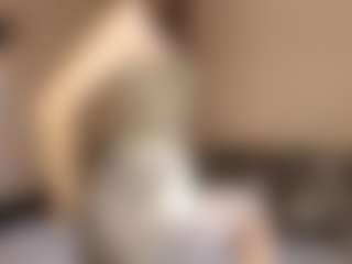 LeanoraPontillo's Live Sex Cam Show