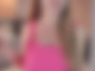 Live cam show with MardellElgart - Shaved Pussy on Camsoda