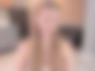Live cam show with MardellElgart - Flashing on liverealitysex.com