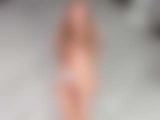 Live cam show with MardellElgart - Green Eyes on Camsoda