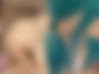 Live cam show with MysticRavyn - Skinny on Camsoda