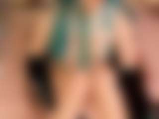 Live cam show with MysticRavyn - Facial Piercings on Streamer API