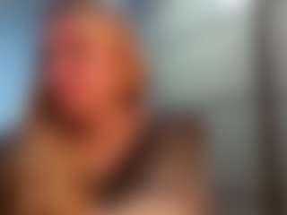 Live cam show with TandraMeggitt - College on Camsoda