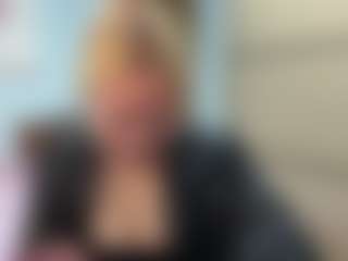 TandraMeggitt's Live Sex Cam Show
