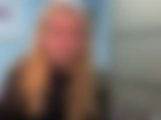 Live cam show with TandraMeggitt - New Blowjob on Camsoda Late Night