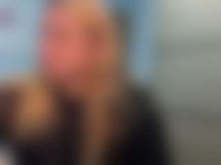 TandraMeggitt's Live Sex Cam Show