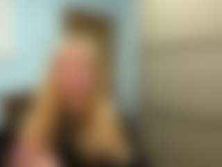 Live cam show with TandraMeggitt - Skinny on Camversity
