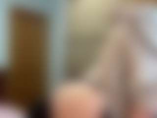 Live cam show with TandraMeggitt - Body Massage on Mixed Magazine Live