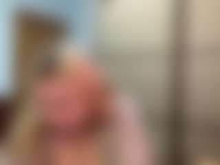 Live cam show with TandraMeggitt - Domination on Dolls Live
