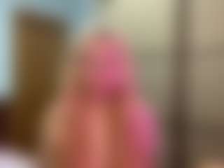 Live cam show with TandraMeggitt - Public on Mixed Magazine Live