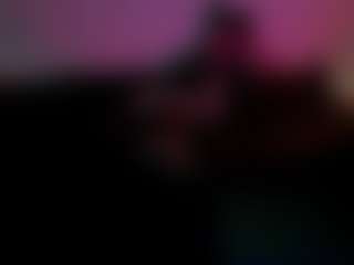 Live cam show with Yasmin - Role Play on xDating