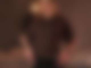 Live cam show with HueHeneisen - Tease Blonde Hair on Camsoda