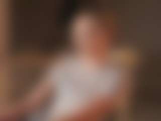 HueHeneisen's Live Sex Cam Show