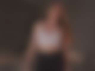 Live cam show with HueHeneisen - Blonde Hair Teen (18+) on testsause.com