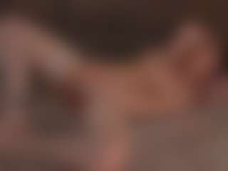 Live cam show with KaryCherry - Athletic on hotwifechat.live