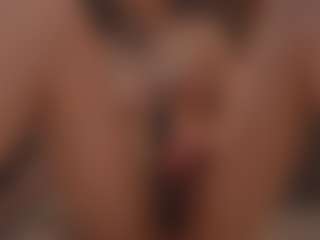 Live cam show with KaryCherry - Brown Hair on xDating