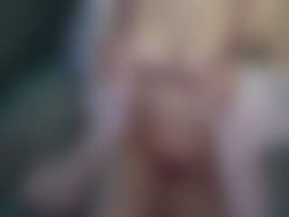 Live cam show with Megh - Athletic Teen (18+) on Dolls Live