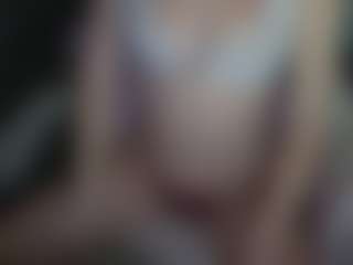 Live cam show with Megh - Solo on CamClone