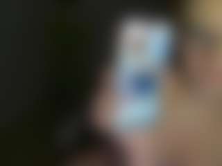 Live cam show with Megh - Bedroom Teen (18+) on nudelive.tv