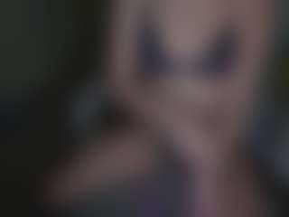 Live cam show with Megh - Sensual on CamwithHer