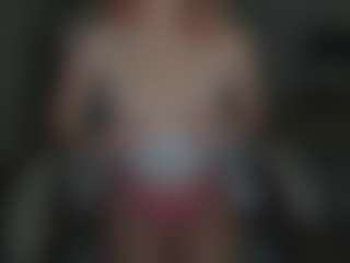 Show de cam en vivo con Megh - Striptease Skinny en Camsoda