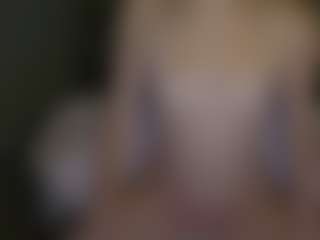 Live cam show with Megh - Skinny Teen (18+) on LiveSexCams6