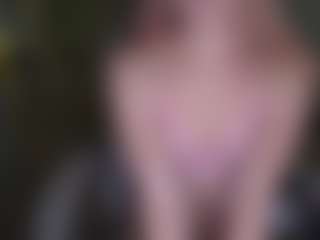 Live cam show with Megh - Blonde Hair Petite on live.xbliss.ai