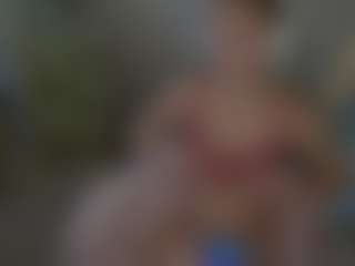 Live cam show with Megh - Petite Teen (18+) on infinitiblacc.com