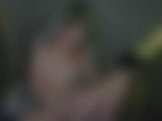 Live cam show with Megh - Blonde Hair HD on crypto-cams