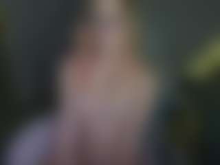Live cam show with Megh - Petite Toys on Camsoda