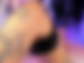MiiaWilson's Live Sex Cam Show