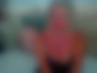 Live cam show with Alix - Blonde Hair on eurowanks.com