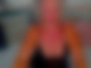 Show de cam en vivo con Alix - Cougar en Camsoda