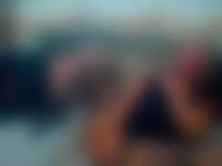 Live cam show with Alix - Strapon on Camming Site
