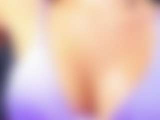 Live cam show with ZachaTompsonTS - Black Hair on Camsoda