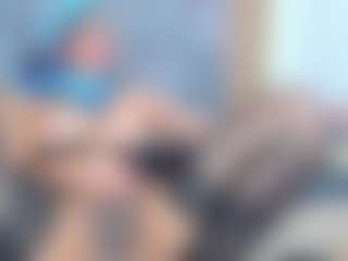 Live cam show with ZachaTompsonTS - Orgasm on Camsoda