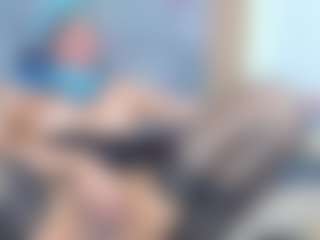 Live cam show with ZachaTompsonTS - Black Hair on https://playwithruby.com