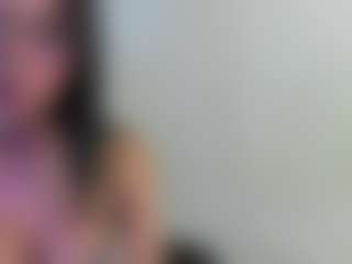 Live cam show with XylaraNoir - New Anal on Camsoda