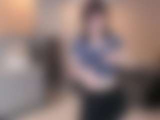 Live cam show with MyraTourtelotte - Queer on Camsoda