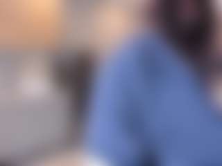 Live cam show with MyraTourtelotte - Small Tits on AdultVida.com