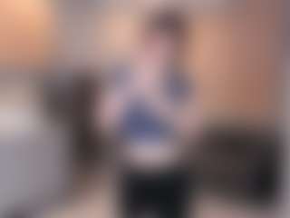 Live cam show with MyraTourtelotte - Young Adult on Pornisteam.com