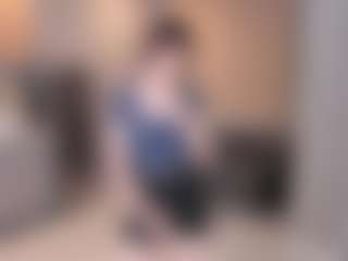 Live cam show with MyraTourtelotte - Lovense on googirlz