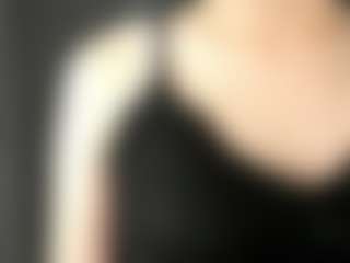 Live cam show with MyraTourtelotte - Nipple Piercings on Camsoda