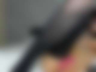karinisse's Live Sex Cam Show