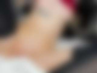 karinisse's Live Sex Cam Show