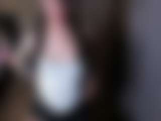 karinisse's Live Sex Cam Show