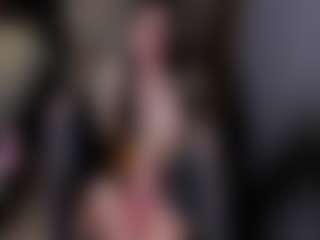 karinisse's Live Sex Cam Show