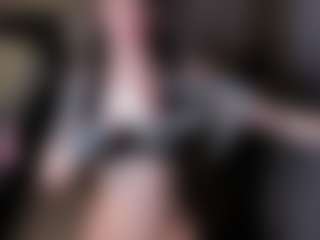 karinisse's Live Sex Cam Show