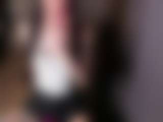 karinisse's Live Sex Cam Show